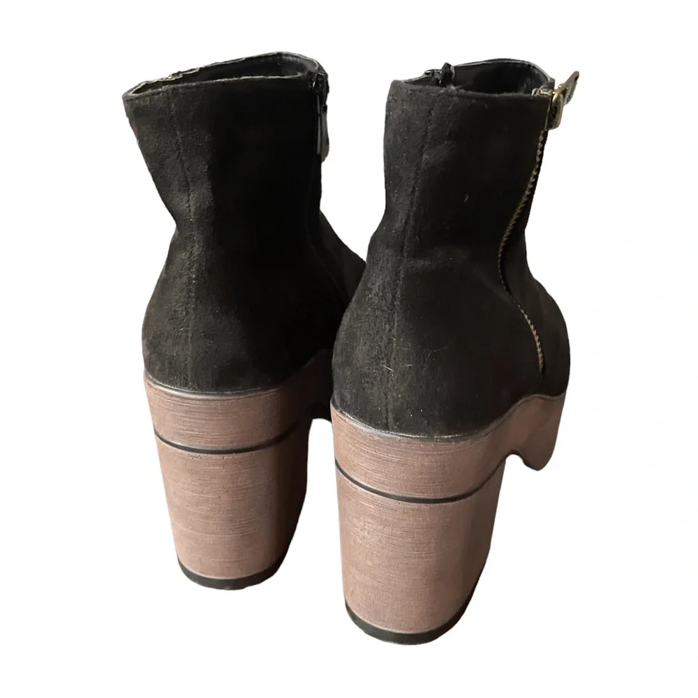 Black vegan suede platform ankle boots with gold zipper, light weight & comfy. - Picture 4 of 7